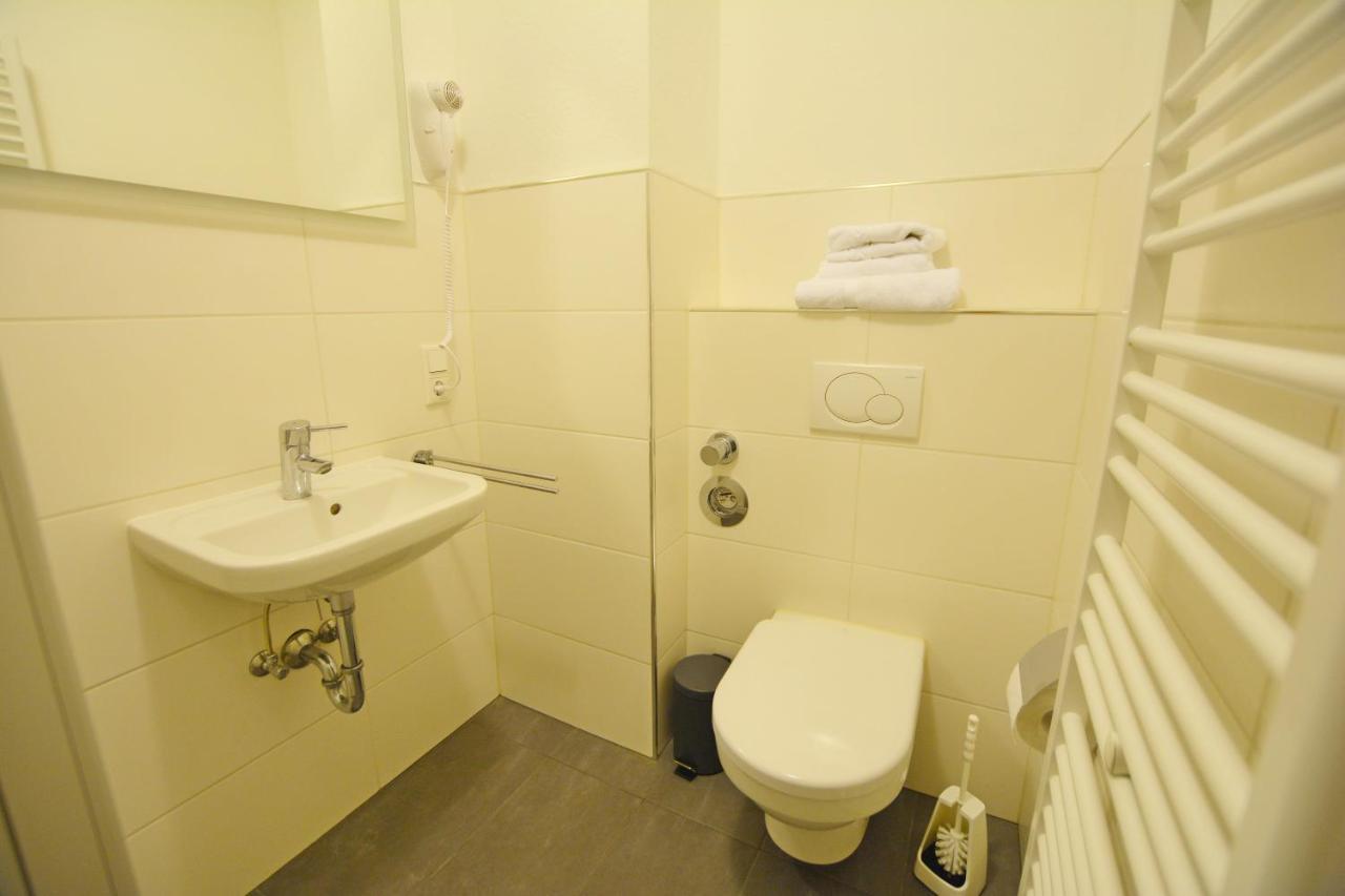 Aparthotel Stoll Bad Soden am Taunus Rom bilde